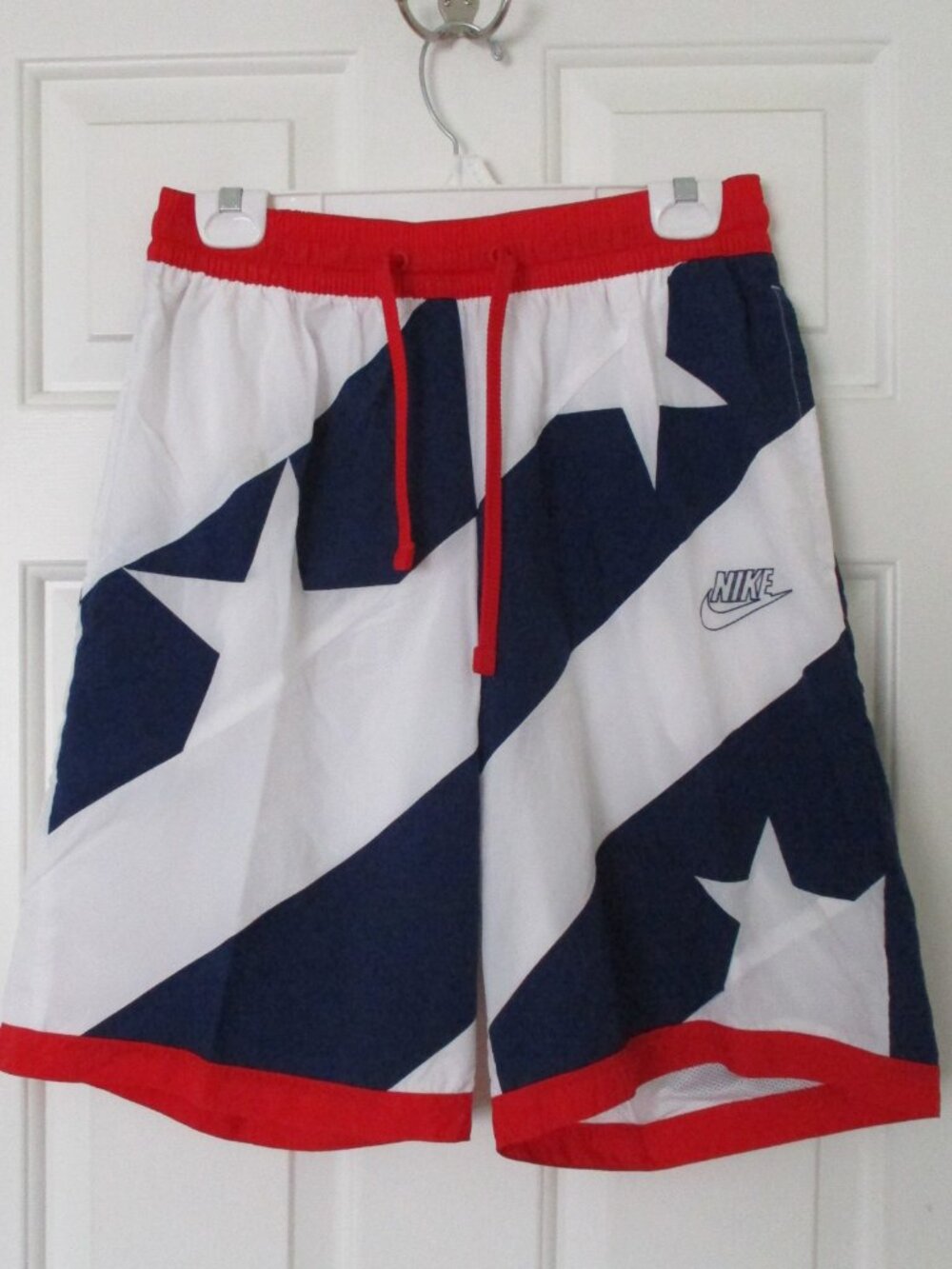 Nike Mens Red White Blue Elastic Waist Drawstring Mesh-lined Swim Trunk NWOT - M